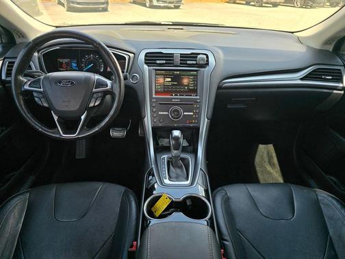 2016 Ford Fusion Titanium