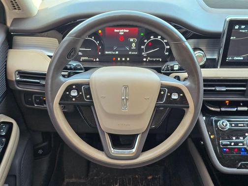 Infinite Black Metallic Clearcoat 2022 Lincoln Corsair Standard