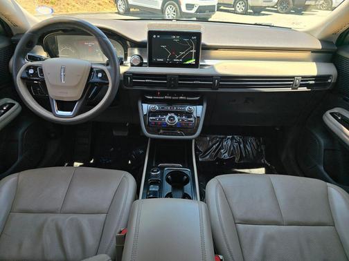 Infinite Black Metallic Clearcoat 2022 Lincoln Corsair Standard