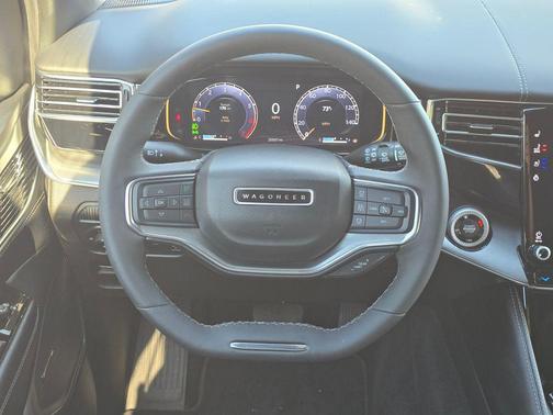 2023 Jeep Wagoneer Series II Carbide 4x4