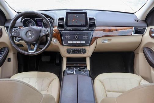 White 2016 Mercedes-Benz GLE-Class GLE 350