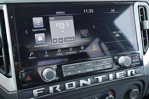 2025 Nissan Frontier SV