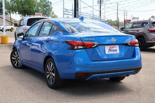 2021 Nissan Versa 1.6 SV