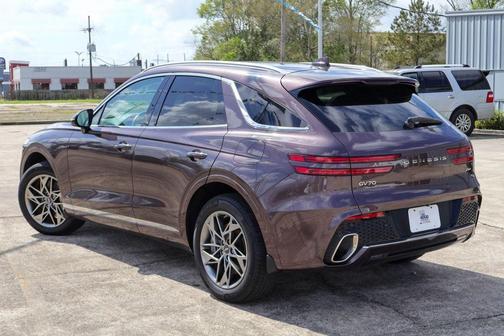 2023 Genesis GV70 2.5T