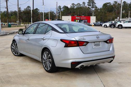 2023 Nissan Altima 2.5 SL