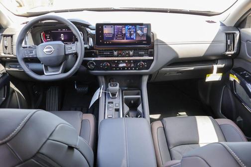 Gun Metallic 2026 Nissan Pathfinder Platinum