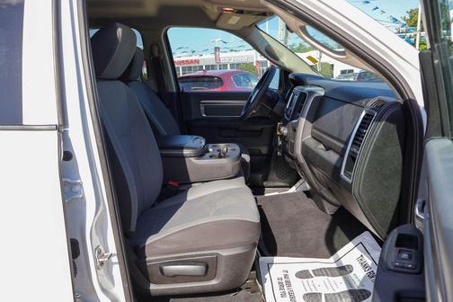 Bright White Clearcoat 2024 RAM 1500 Classic SLT