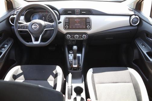 2022 Nissan Versa 1.6 SV