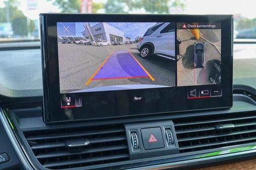 2023 Audi Q5 45 S line quattro Premium