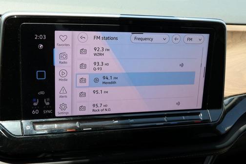 2024 Volkswagen Atlas 2.0T SE w/Technology