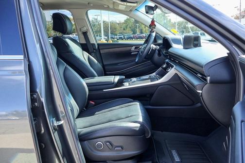 2022 Genesis GV80 2.5T