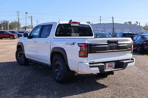 2026 Nissan Frontier PRO-X