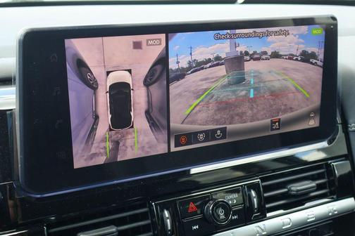 Everest White P 2026 Nissan Pathfinder Platinum