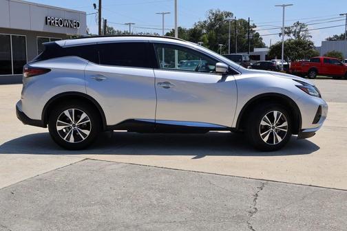 2023 Nissan Murano SV