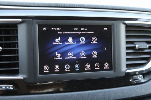 2020 Chrysler Pacifica Touring-L