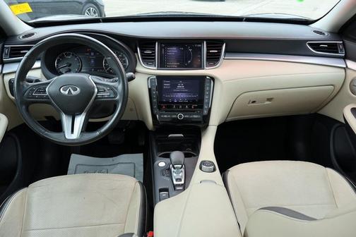 2022 INFINITI QX50 ESSENTIAL