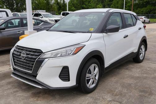 Fresh Powder 2025 Nissan Kicks Play S