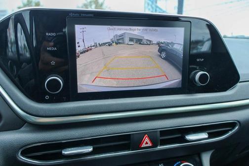 2022 Hyundai SONATA SEL