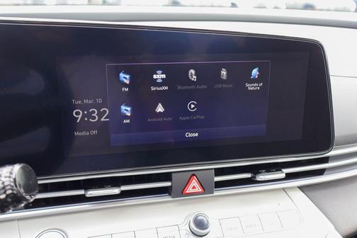 2026 Hyundai ELANTRA HEV Limited