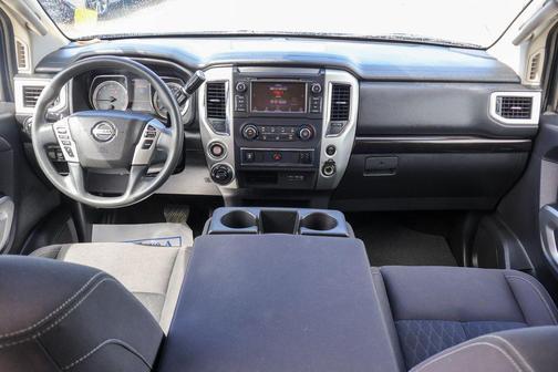 2019 Nissan Titan SV