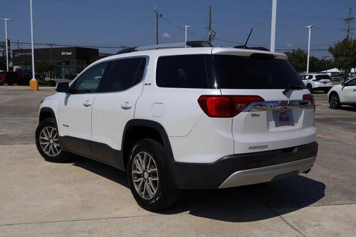 2019 GMC Acadia SLE-2