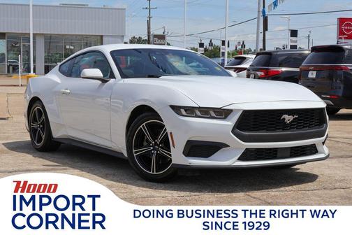 Oxford White 2024 Ford Mustang EcoBoost