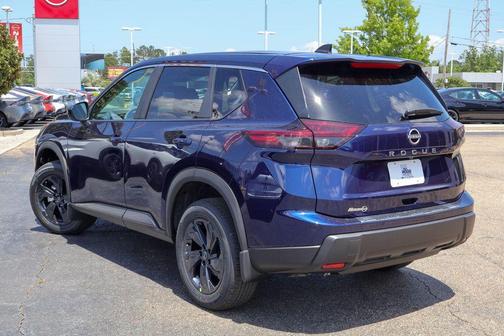 Deep Ocean Blue 2026 Nissan Rogue SV