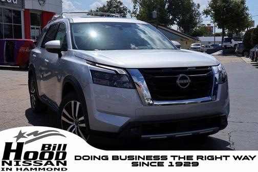 2025 Nissan Pathfinder Platinum