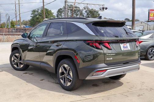 Green 2026 Hyundai TUCSON SEL