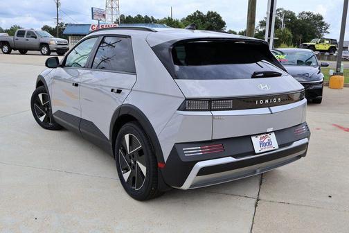 2025 Hyundai IONIQ 5 SEL