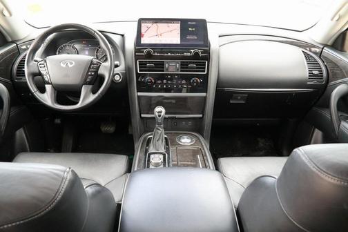 2023 INFINITI QX80 Luxe