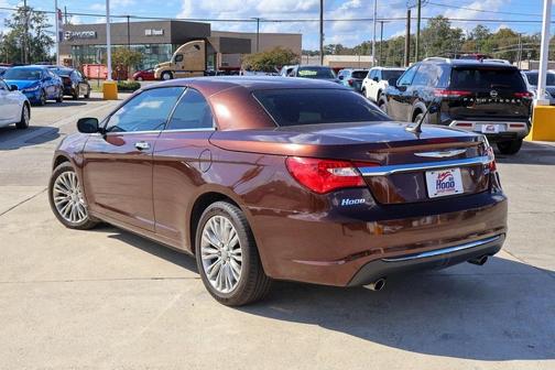 2013 Chrysler 200 Limited