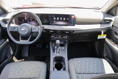 Scarlet Ember T 2026 Nissan Kicks SV