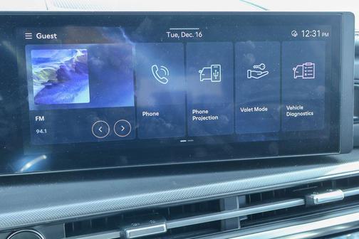 2025 Hyundai SANTA FE SE