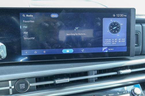 2025 Hyundai SANTA FE SE