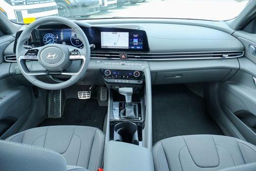 2026 Hyundai ELANTRA HEV SEL Sport