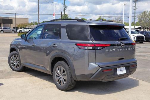 Gun Metallic 2025 Nissan Pathfinder SV