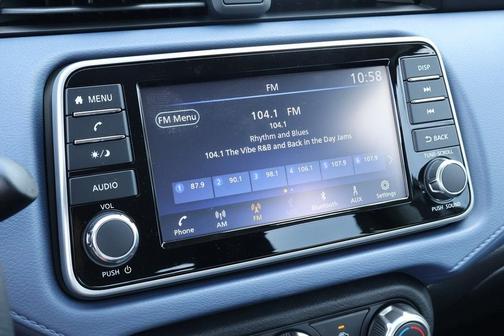 2025 Nissan Versa 1.6 SV