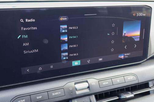 Aurora Black Pearl 2025 Kia K4