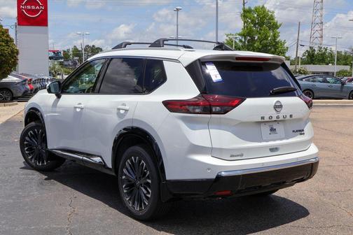 Everest White P 2026 Nissan Rogue Platinum