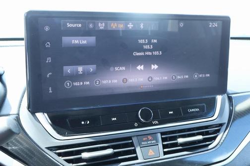 2025 Nissan Altima SR