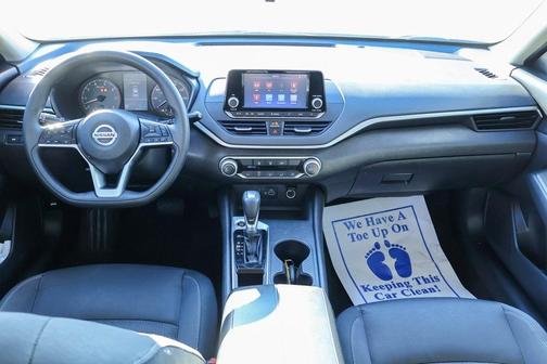 2022 Nissan Altima 2.5 S