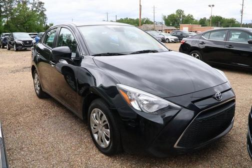 2020 Toyota Yaris Sedan L