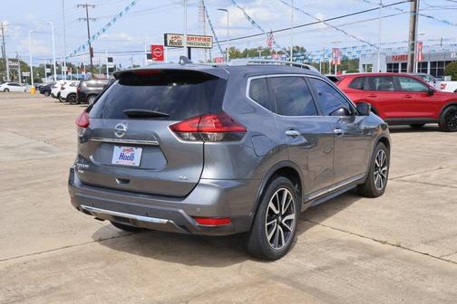 2020 Nissan Rogue SL