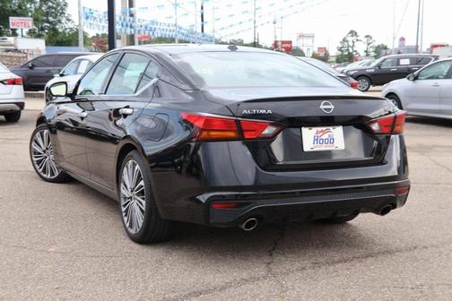2023 Nissan Altima 2.5 SL