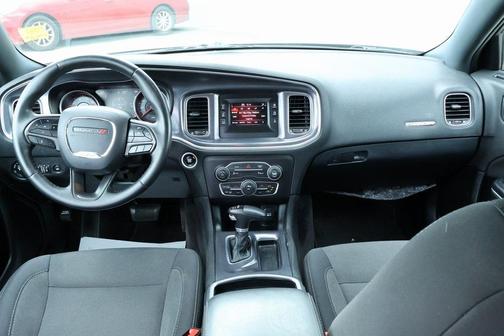 2017 Dodge Charger SE