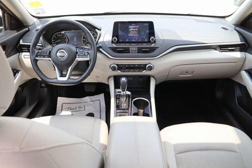 2021 Nissan Altima 2.5 SV