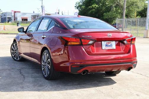 2023 Nissan Altima 2.5 SL