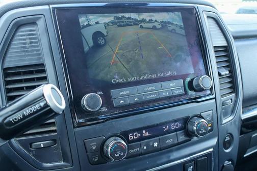 2022 Nissan Titan SV