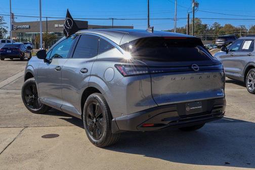 2025 Nissan Murano SV